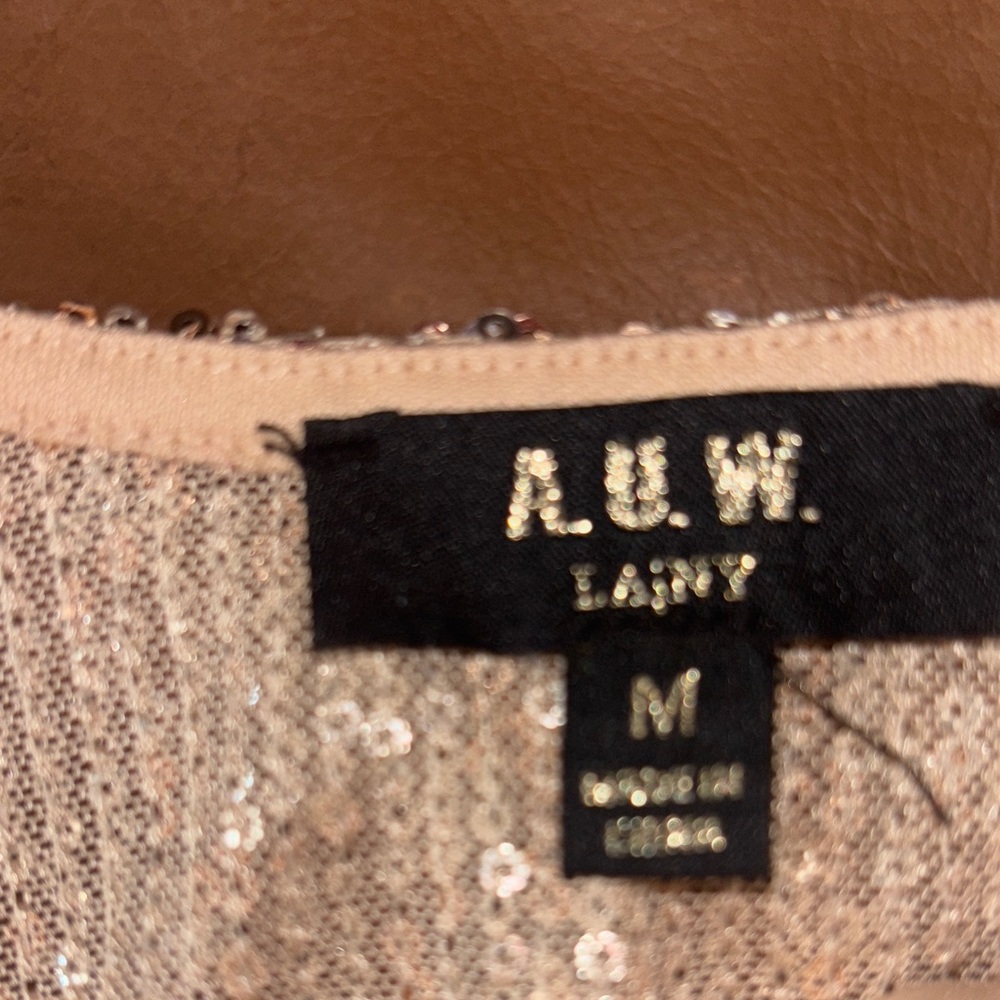 AUW Glittering Sequin Blouse in Rose pink - Picture 7 of 8